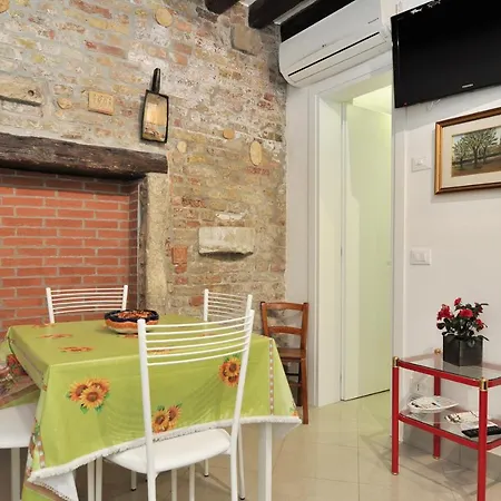 Cozy Apartment Near Rialto Bridge/ St.Mark Square Venetië Buitenkant foto